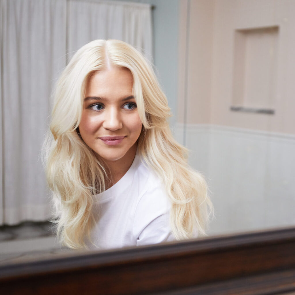 I consigli di Schwarzkopf: come ottenere bellissimi capelli biondo platino a casa
